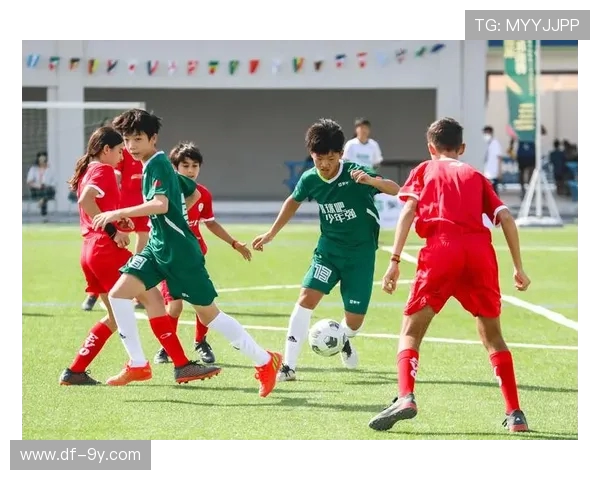金陵小学足球校队逐梦绿茵谱写少年激情成长之歌扬帆未来新程度里